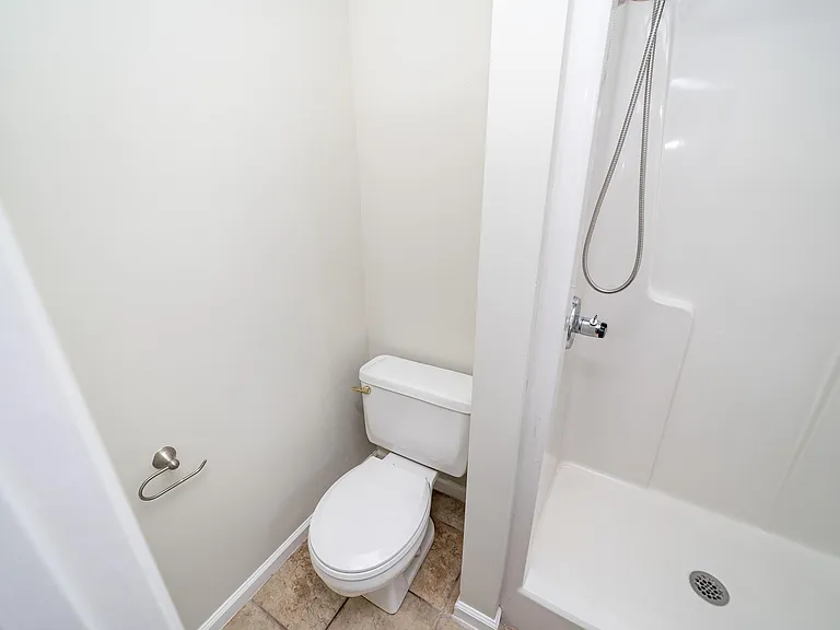 310 Sussex St — Photo 21