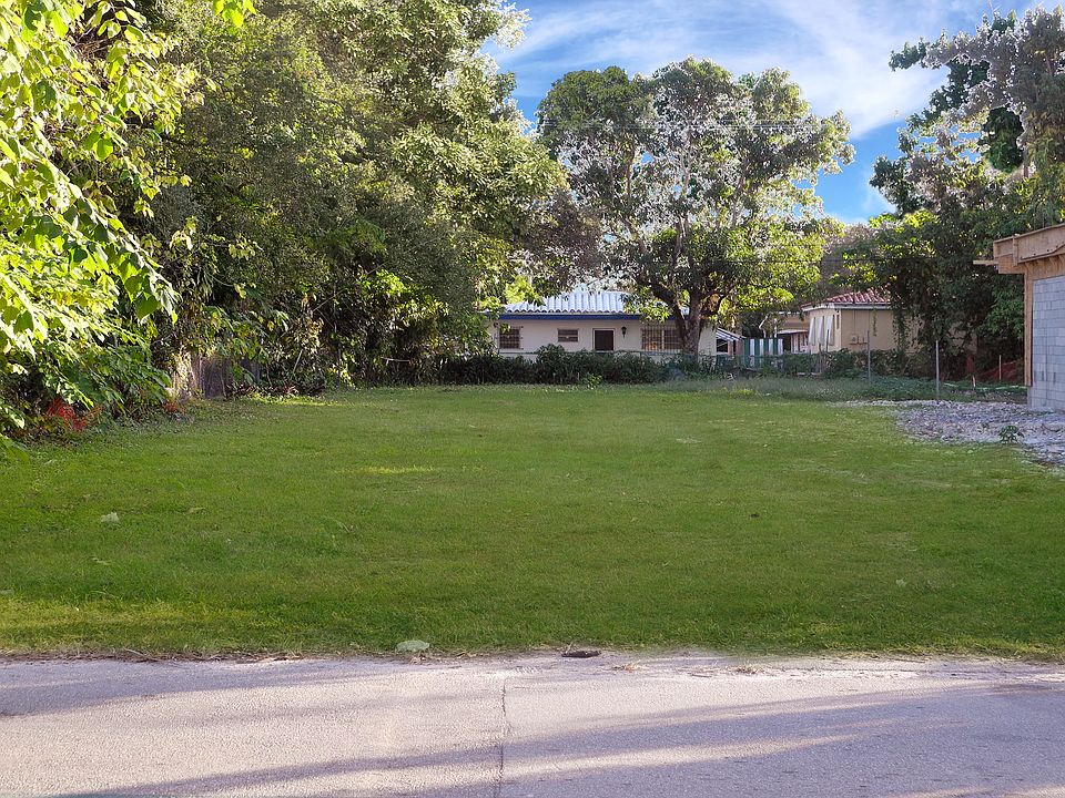 2nd image of 3428 Day Ave