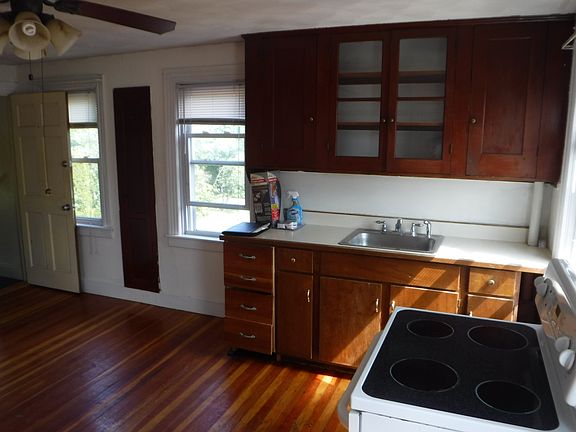 5th image of 70 Hedley Avenue # Fl 2nd