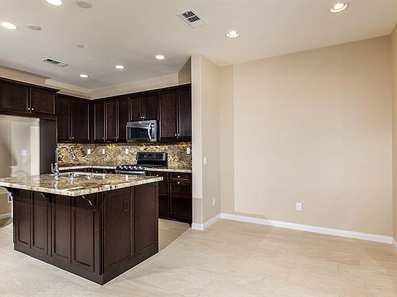 Kitchen/Nook