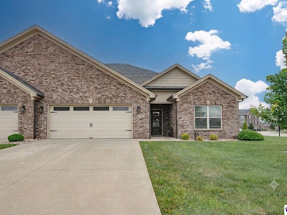 1st image of 200 Village Brook Dr #B