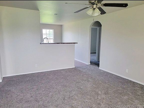 2nd image of 14749 S Fern Pl