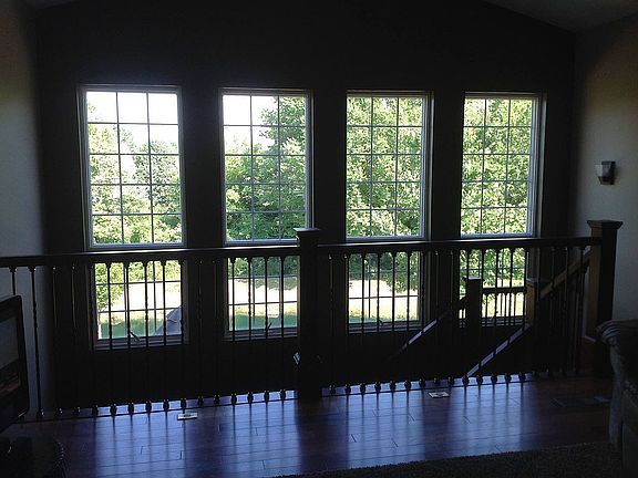 5th image of 4 Annebriar Dr