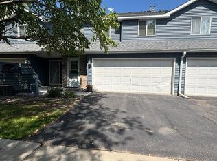 4856 Helena Ln N APT 11, Oakdale, MN 55128