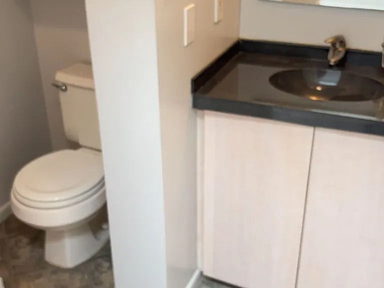 414 Raye St — Photo 15
