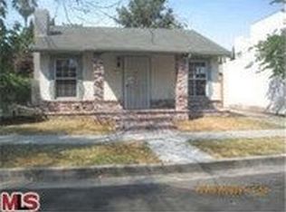8709 Sherwood Dr, West Hollywood, CA 90069