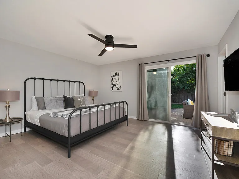 3425 Corbin Way — Photo 13