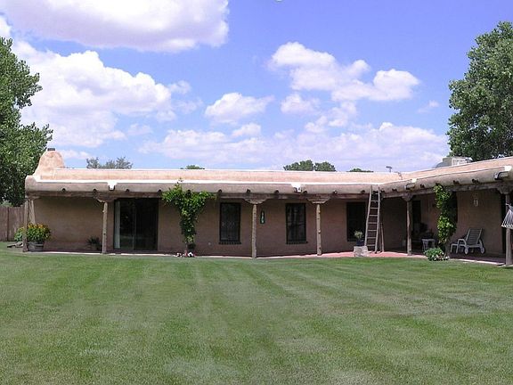Private Back Courtyard