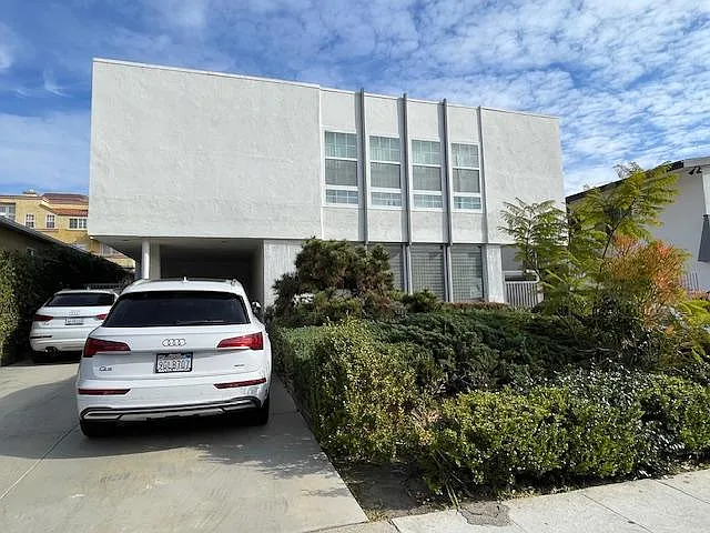 1232 Brockton Ave #6 — Photo 1