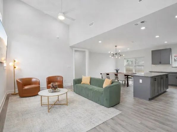 4415 Jamaica St, Dallas, TX 75210