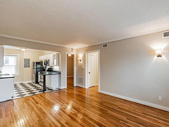 2nd image of 507 N 40th St #101