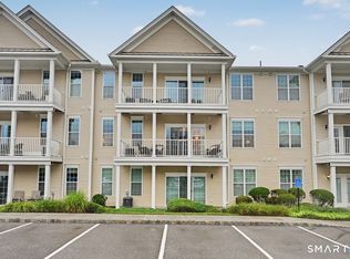 Rivington - Mews & Ridge, Danbury, CT 06810