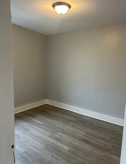 48-50 Mitchell Ave #14 — Photo 8