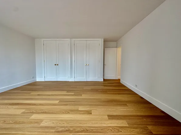 501 East 87th Street image 20 of 39