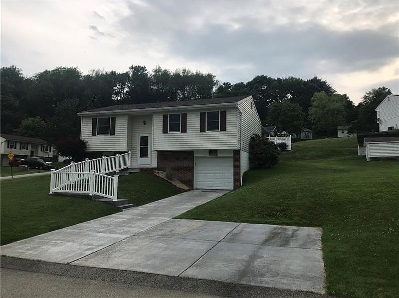 1st image of 538 Waterbury Dr