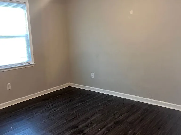721 Kadi Ln — Photo 2