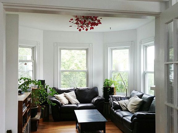 (front) living room