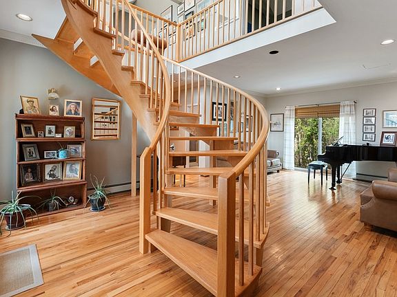 5th image of 38 Saltmeadow Ln