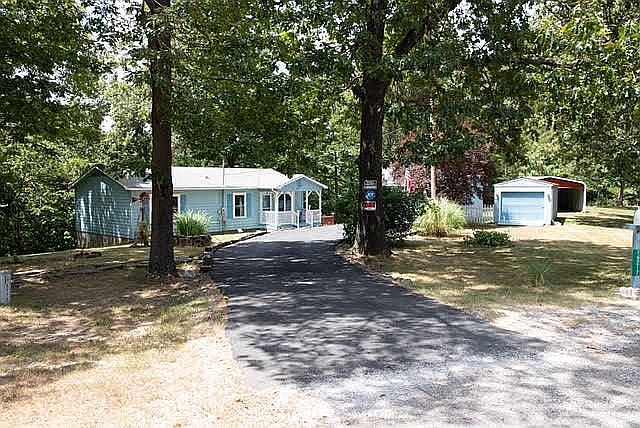 Property from cul de sac