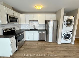 1277 Commissioners Rd W #202, London, ON N6K1C9