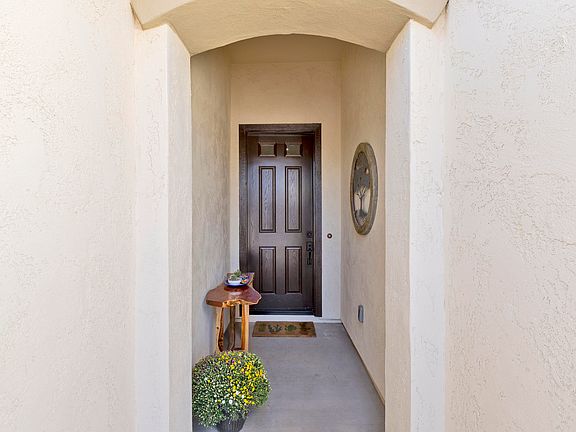 4th image of 31226 One Horse Ln