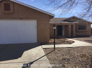 956 Grande Vista Rd NE, Rio Rancho, NM 87144