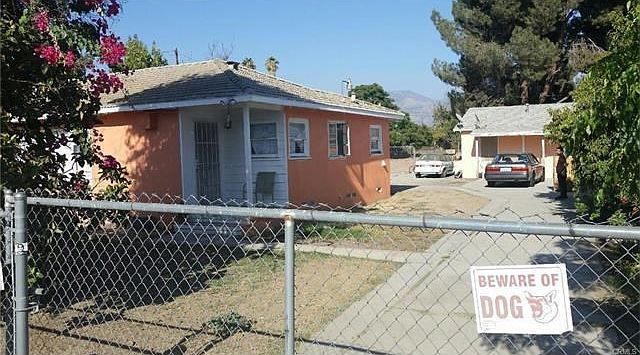 1st image of 1649 Garden Dr