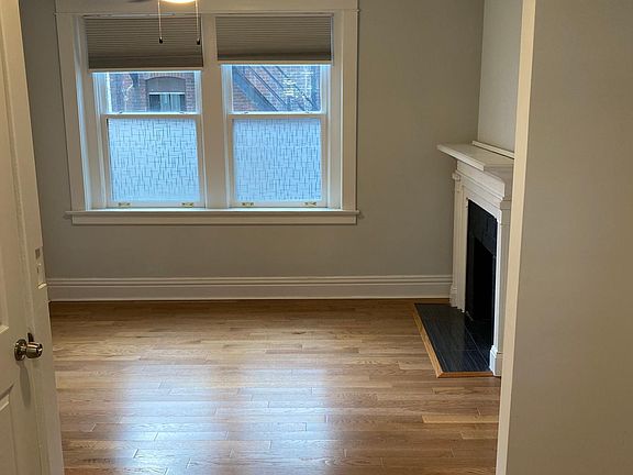 5th image of 133 Elmwood Ave Unit 6