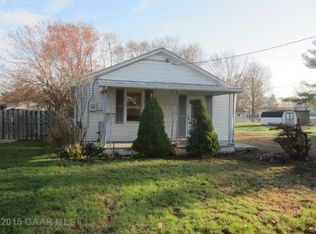 304 10th St, Grottoes, VA 24441