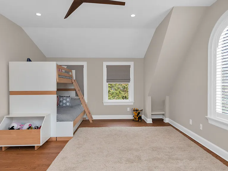 10 Ridge Ln — Photo 21