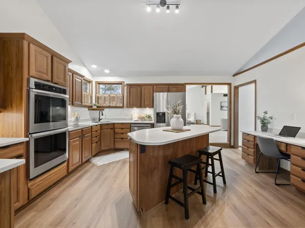 91 Dogwood Dr, Thornville, OH 43076