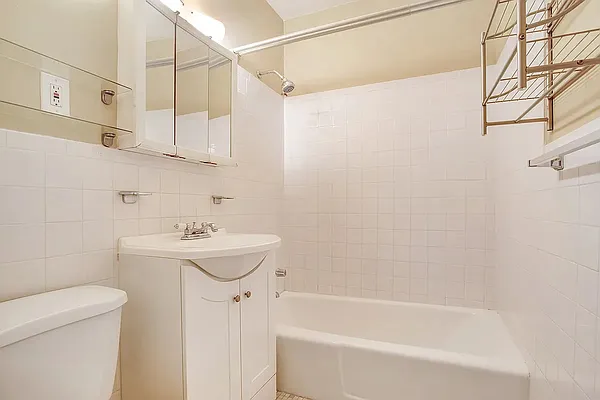 Rented by Corcoran | media 5