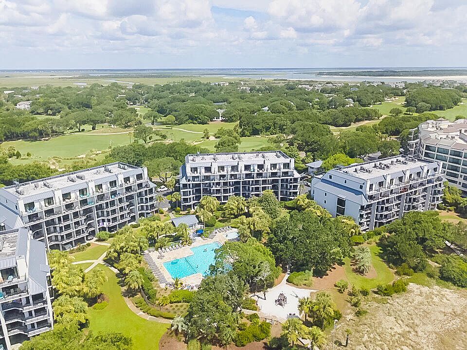 1st image of 7600 Palmetto Dr #428-D