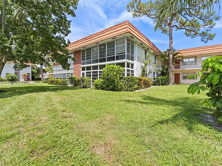 2600 SE Ocean Blvd #P2 — Photo 17