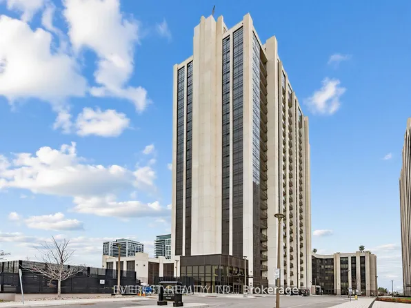 9075 Jane St #1706, Vaughan, ON L4K 4L8