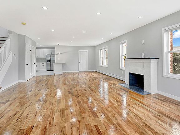 5th image of 137-25 224th St #A