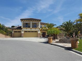 590 S Whispering Ridge Ln, Anaheim, CA 92808