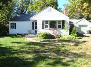 84 Fox Hill Rd, Springfield, MA 01118