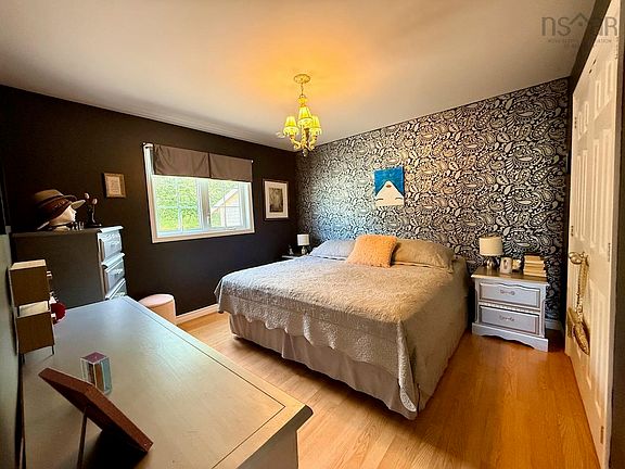 5th image of 65 Toms Way