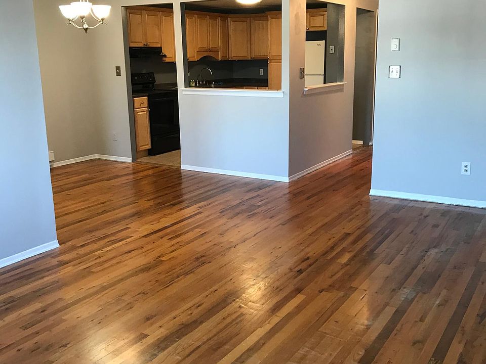 1st image of 41-46 Little Neck Pkwy #2