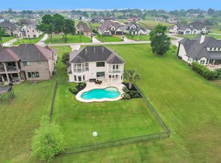 11592 Grandview Dr, Montgomery, TX 77356