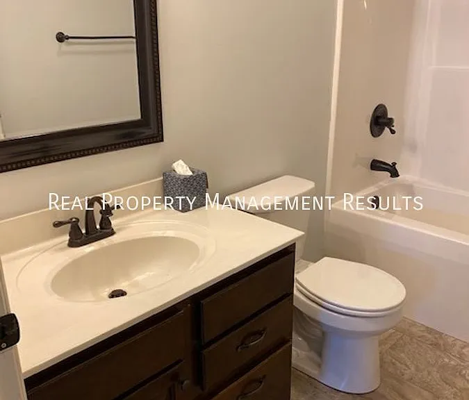 9399 Millicent Ct — Photo 21