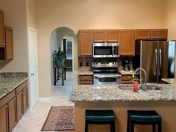 3rd image of 4327 E BRIARWOOD Terrace