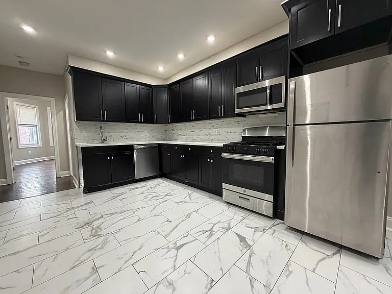 186 Seaview Ave #3L — Photo 5