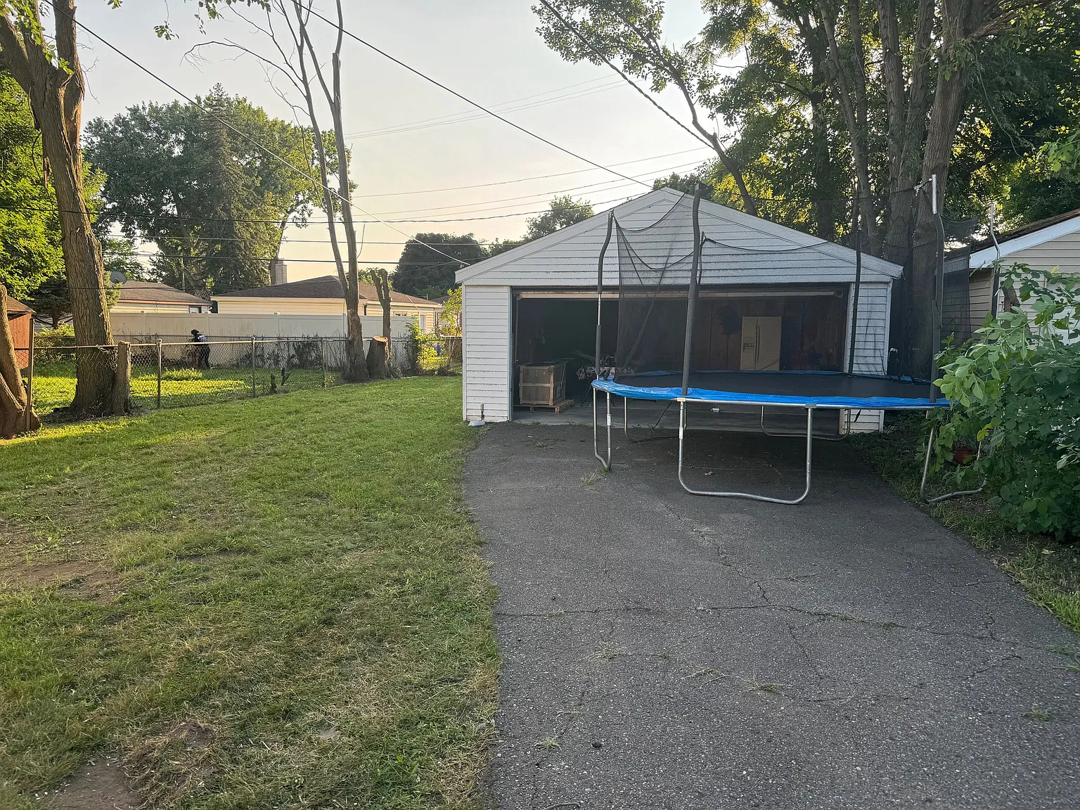 2 bed, 760 sqft, $1,350 — Photo 2