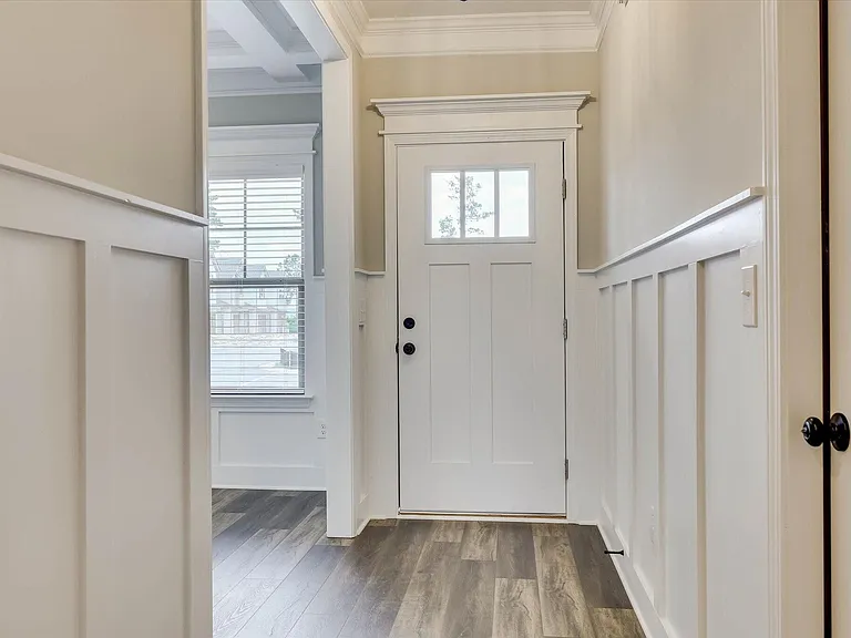 1122 Jolly Ln — Photo 4