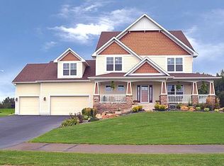 9333 Albano Trl, Inver Grove Heights, MN 55077