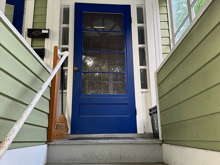 717 N Tioga St #B — Photo 36