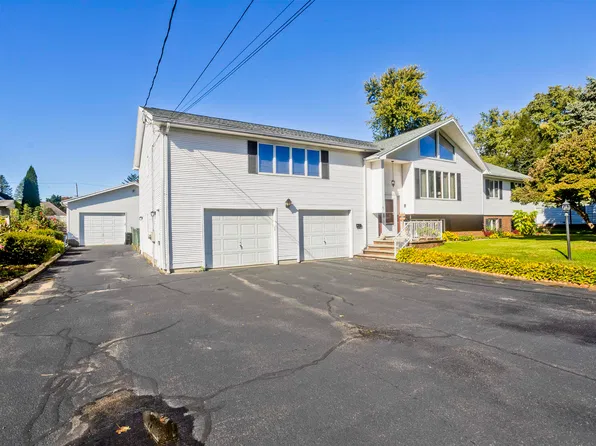 92 Truro St #B, Chicopee, MA 01013