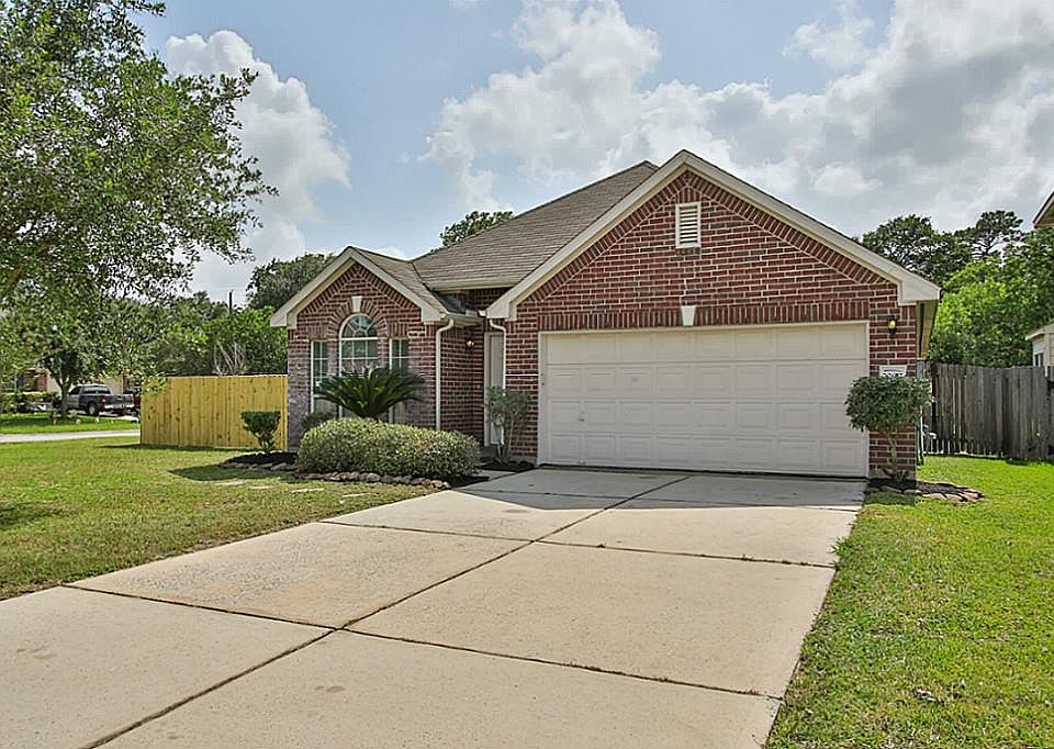 1st image of 20611 Foxlodge Ln